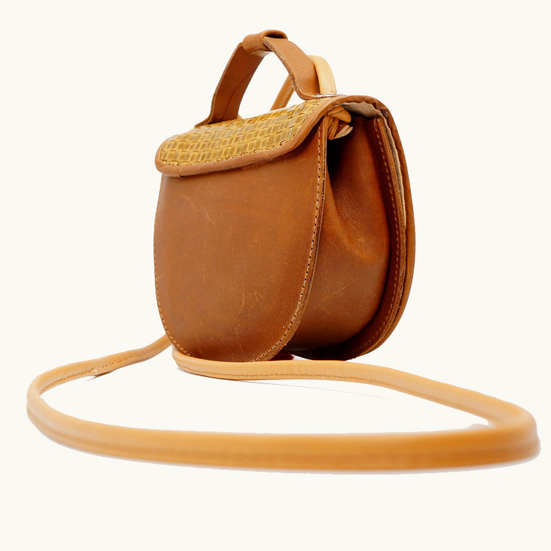 rueckseite-mini-tasche-sonne-curry